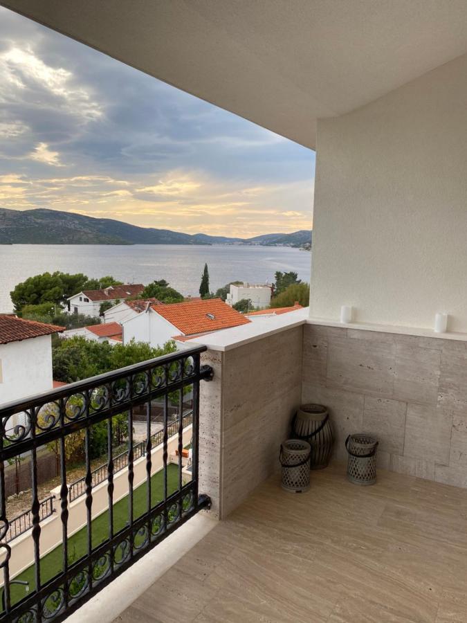 Appartement Sea View à Seget Vranjica Extérieur photo