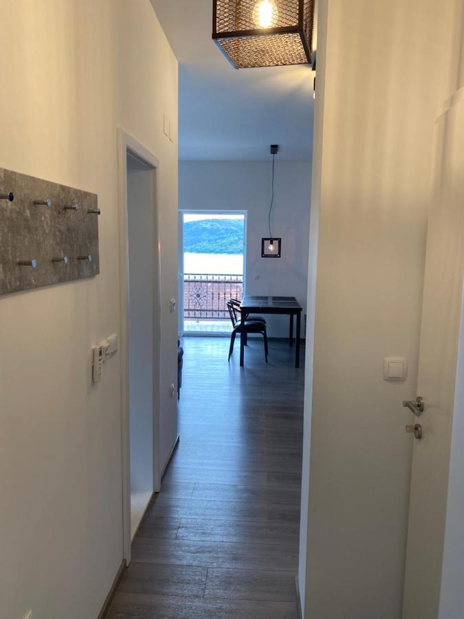 Appartement Sea View à Seget Vranjica Extérieur photo