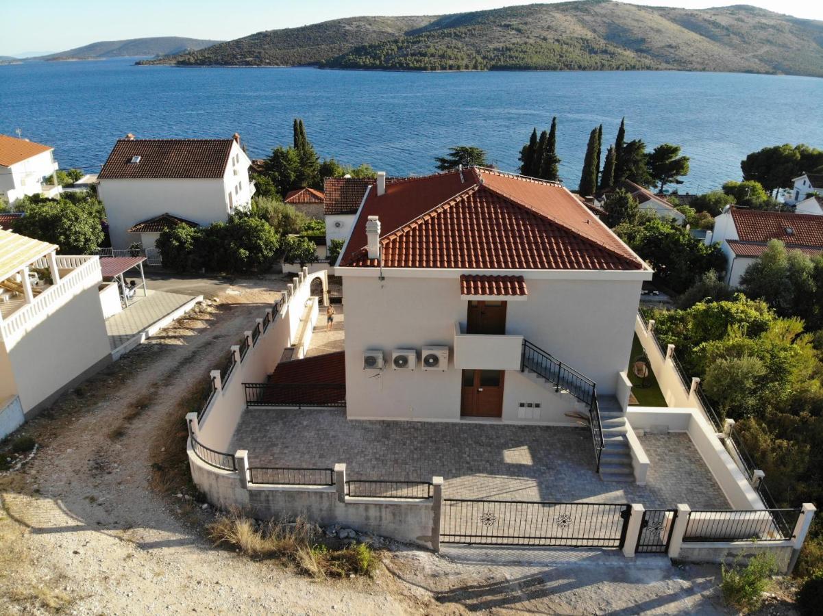 Appartement Sea View à Seget Vranjica Extérieur photo